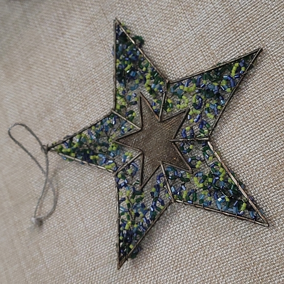 Beaded star ornament...beautiful addition to your tree! - Picture 2 of 3